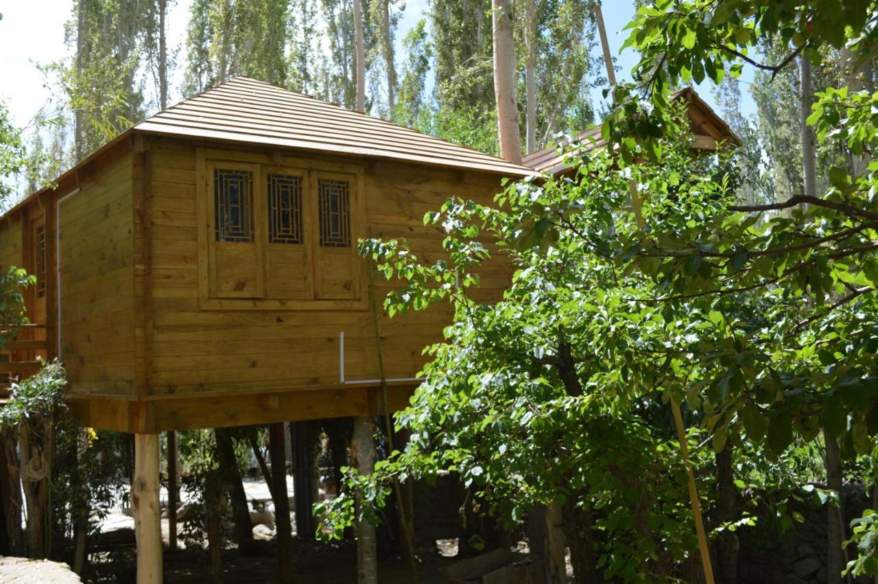 Lha-Ri-Sa Resort Λεχ Εξωτερικό φωτογραφία