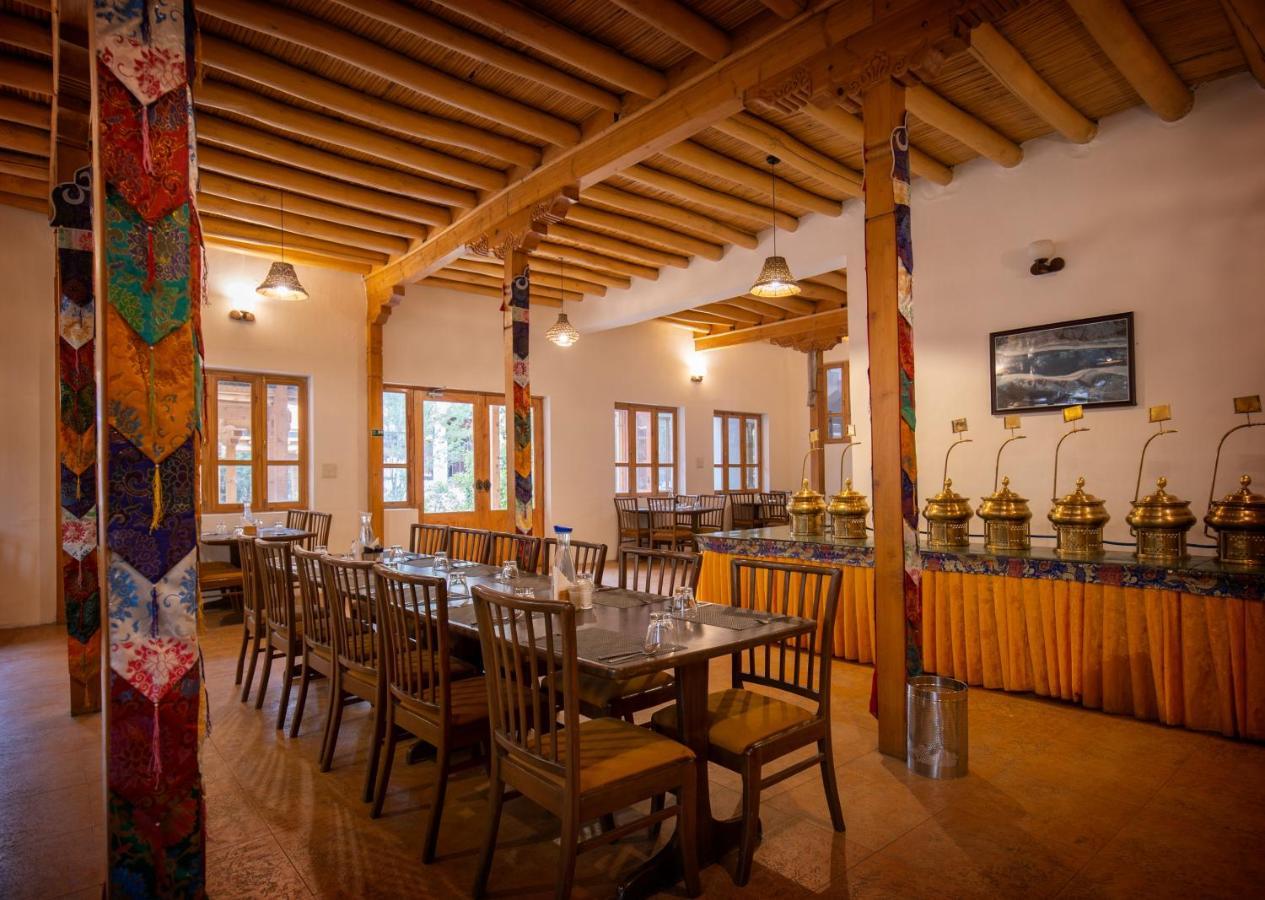 Lha-Ri-Sa Resort Λεχ Εξωτερικό φωτογραφία